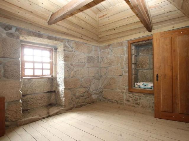 Casa venda em Rio Douro, Cabeceiras de Basto