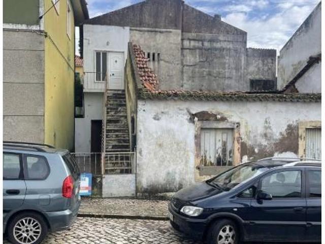 Casa venda em Cadaval, Vermelha