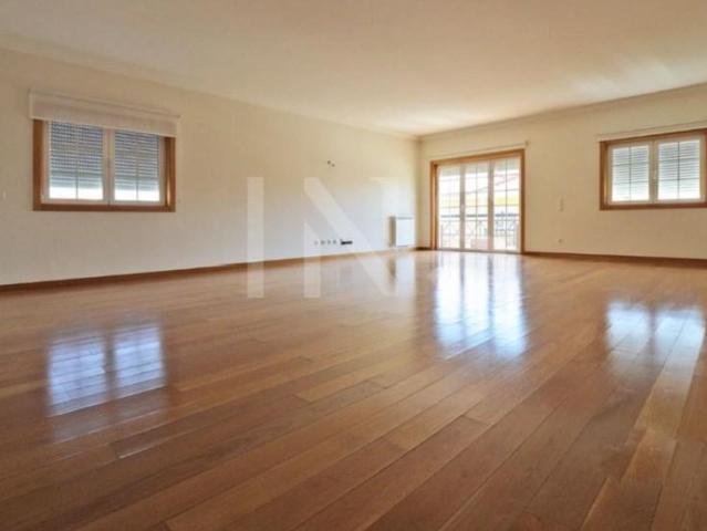 Apartamento alugar em Beloura, Sintra (Santa Maria e São Miguel, São Martinho e São Pedro de Penaferrim)
