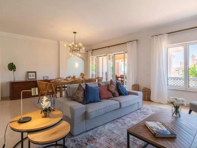 Apartamento alugar em Outeiro da Vela, Cascais