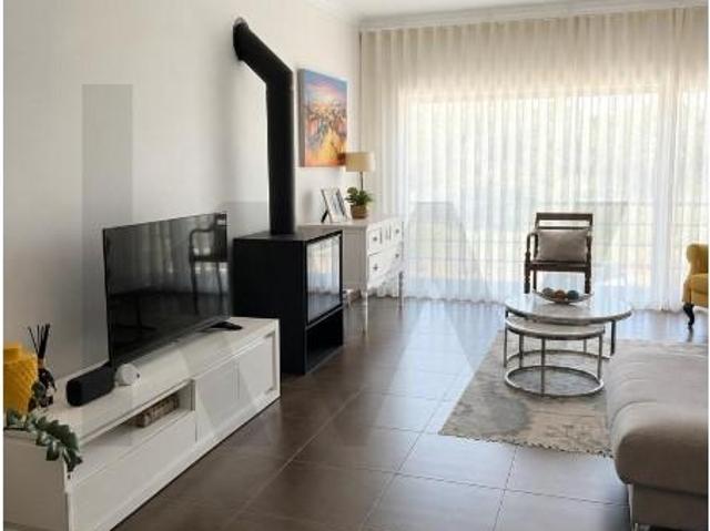 Casa venda em Coimbrã, Botão