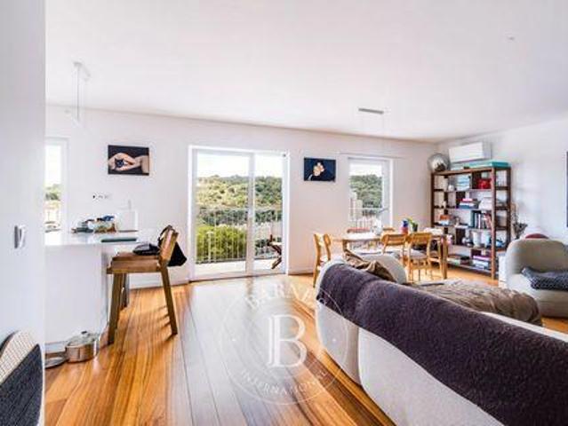 Apartamento alugar em Estrela, Lisboa