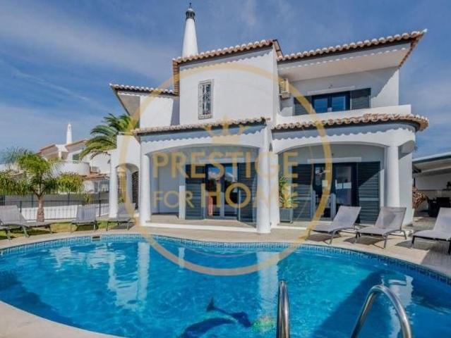 Casa alugar em Galé, Albufeira