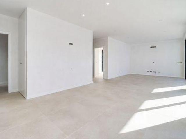 Casa venda em Estômbar, Faro