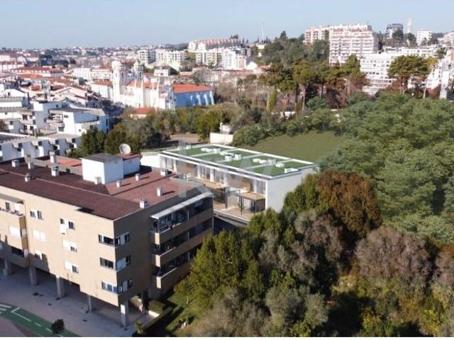 Casa venda em Urbanização da Encosta, Leiria