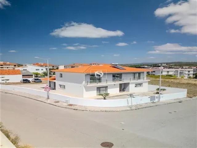 Casa venda em Porto De Mós, Leiria