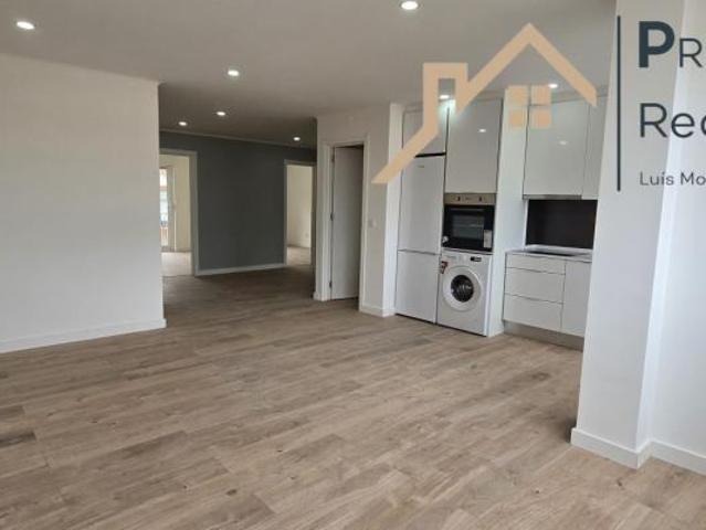 Apartamento venda em Damaia, Amadora