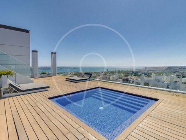 Loft venda em São Francisco Xavier, Lisboa