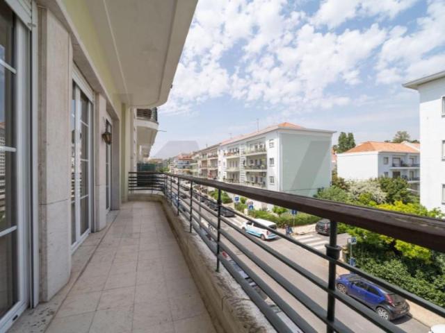 Apartamento alugar em Bairro de São Miguel, Lisboa