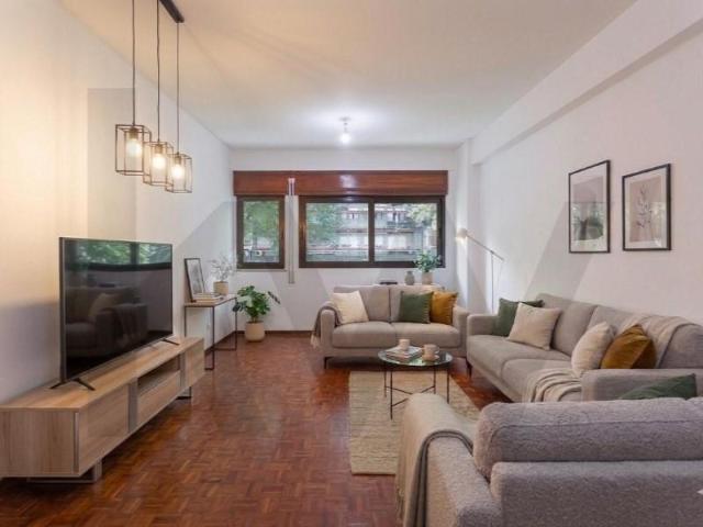 Apartamento alugar em São Francisco Xavier, Lisboa