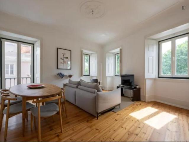 Apartamento alugar em Núcleo Urbano Histórico de Paço de Arcos, Oeiras