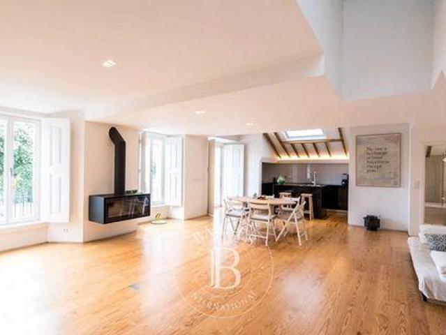 Apartamento alugar em Santa Maria Maior, Lisboa