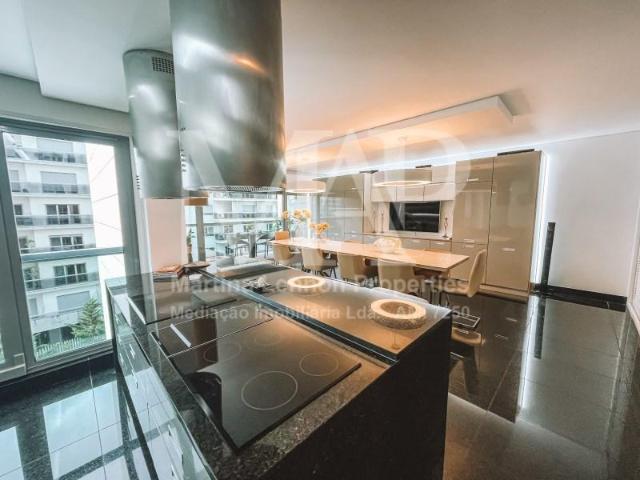 Apartamento alugar em Alvalade, Lisboa