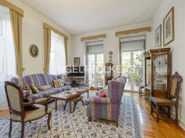 Apartamento venda em Misericórdia, Lisboa