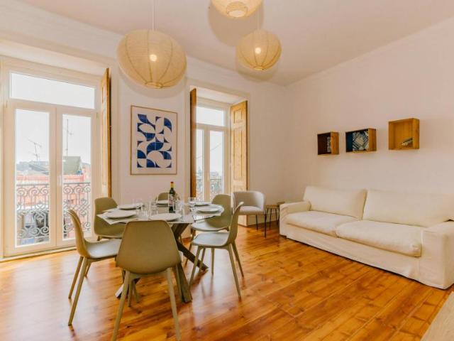 Apartamento alugar em Misericórdia, Lisboa