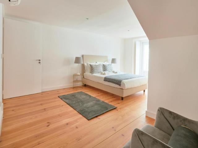 Apartamento alugar em Misericórdia, Lisboa