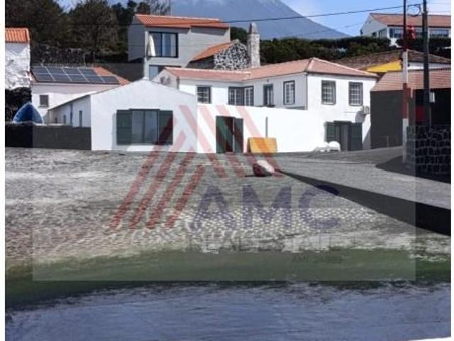 Casa venda em Açores, Madalena
