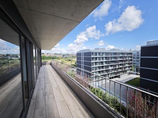 Apartamento venda em Porto