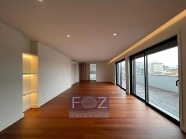 Apartamento alugar em Porto