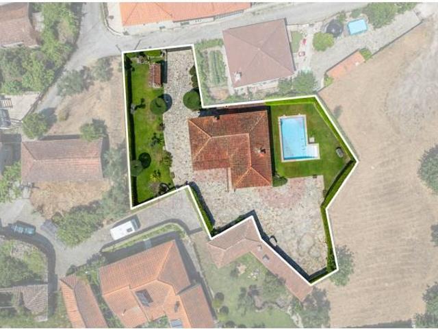 Casa venda em Mondim De Basto, Vila Real
