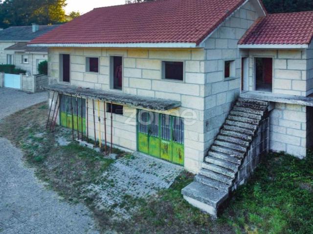 Casa venda em Covelo Do Gerez, Vila Real