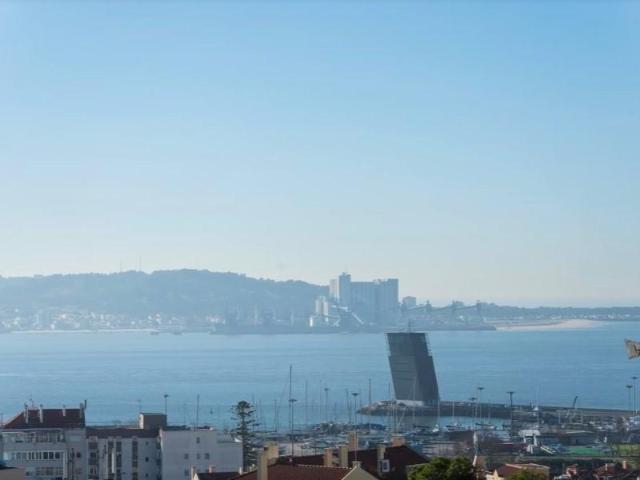 Apartamento venda em Núcleo Urbano Histórico de Algés, Oeiras