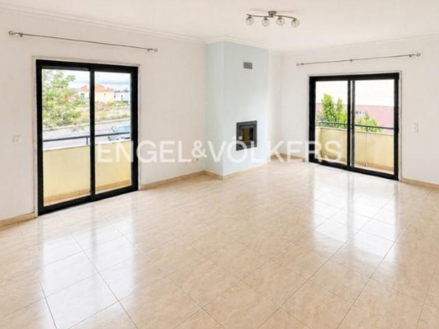 Apartamento venda em Oeiras, Lisboa
