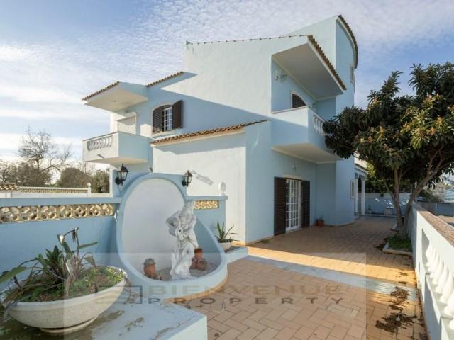 Casa venda em Alfandanga, Olhão