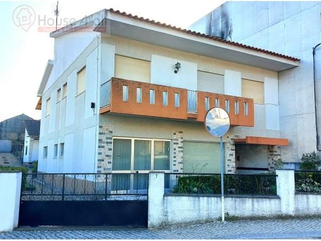 Casa venda em Favacal, Ourém