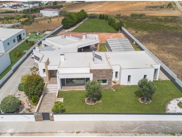Casa venda em Peniche, Leiria