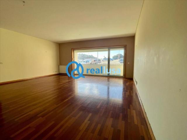 Apartamento venda em Porto