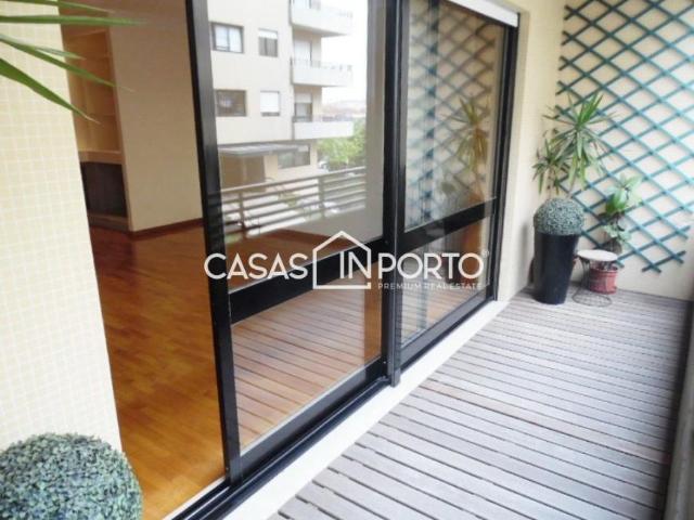 Apartamento alugar em Porto