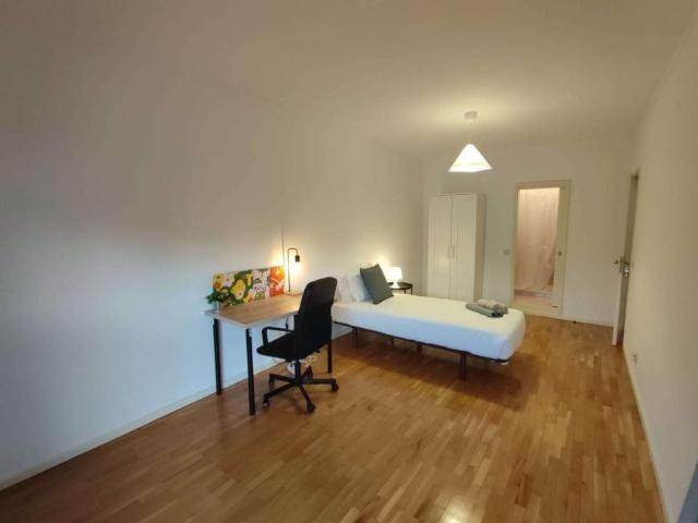Quarto alugar em Porto
