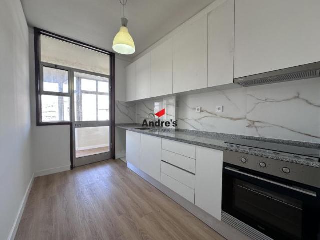 Apartamento venda em Porto