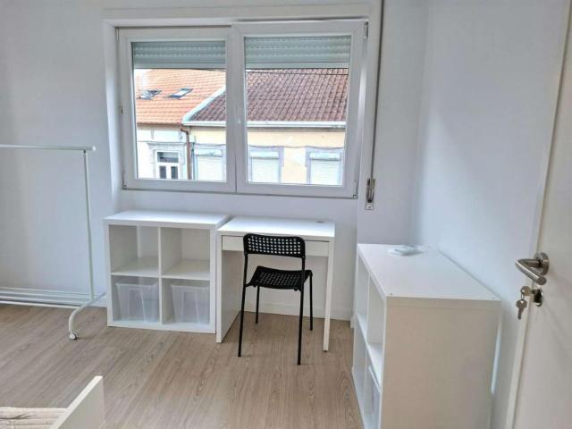 Quarto alugar em Porto