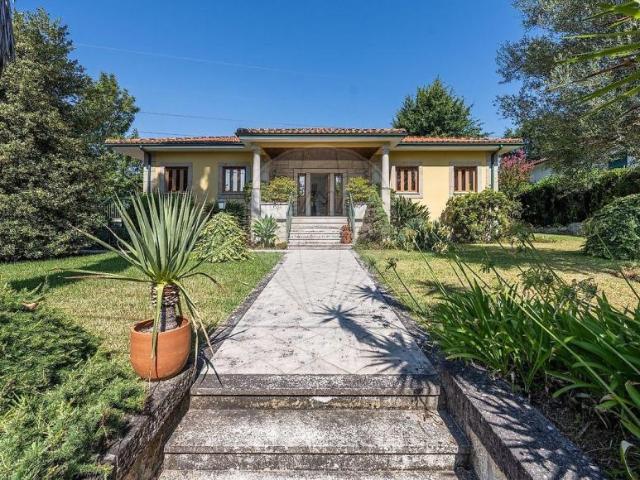 Casa venda em Póvoa De Lanhoso, Braga