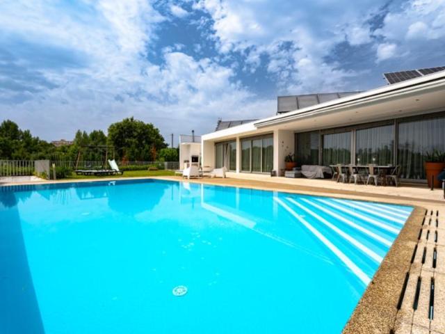 Casa venda em Couto Do Mosteiro, Viseu