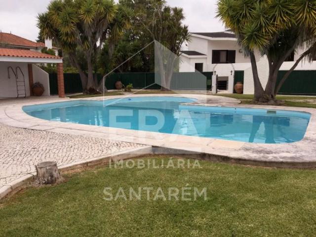 Casa venda em Portela das Padeiras, Santarém