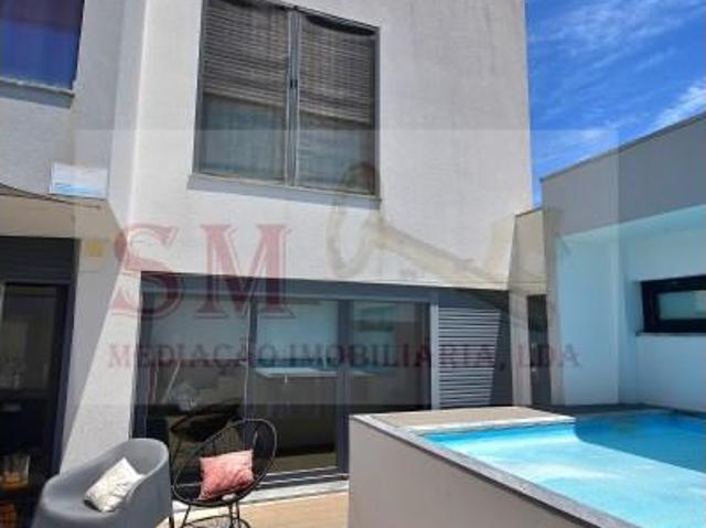 Casa alugar em Seixal, Fernão Ferro