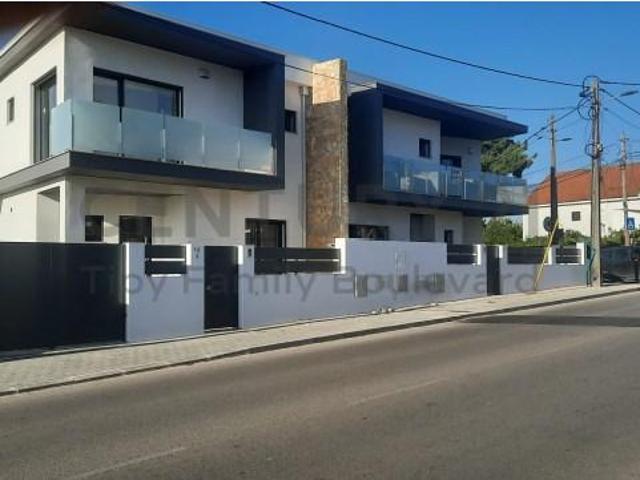 Apartamento venda em Seixal, Fernão Ferro