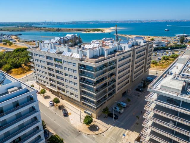 Apartamento venda em Seixal, Setúbal