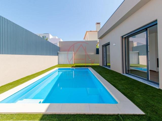 Casa venda em Azeitão (São Lourenço e São Simão), Setúbal