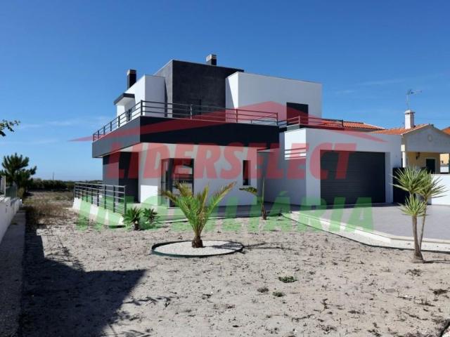 Casa venda em Varatojo, Torres Vedras