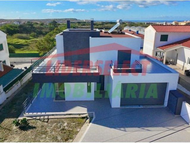 Casa venda em Varatojo, Torres Vedras