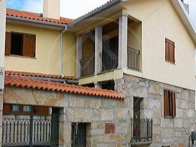 Casa venda em Argeriz, Vila Real