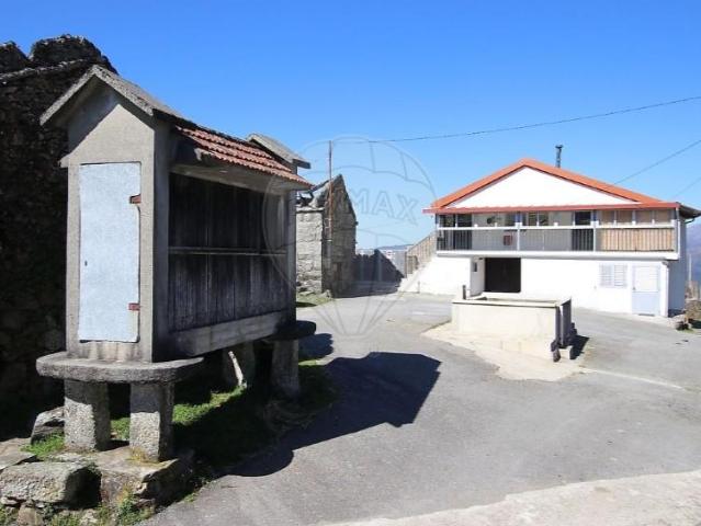 Casa venda em Espindo, Parada Do Bouro