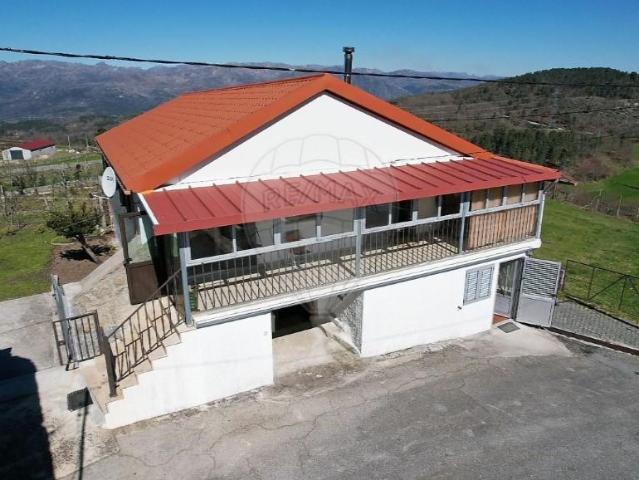 Casa venda em Espindo, Parada Do Bouro