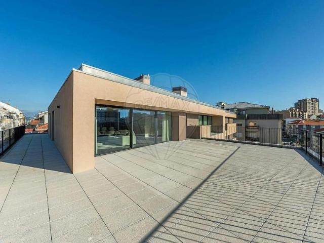 Apartamento alugar em Vila Nova De Gaia, Porto