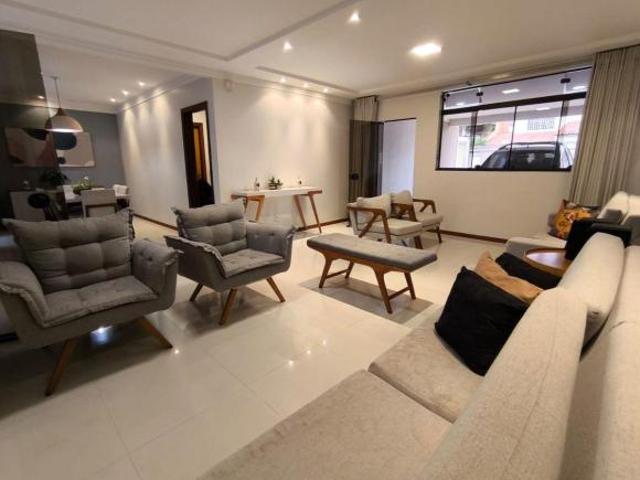 Casa venda em Região Geográfica Imediata do Distrito Federal, Região Integrada de Desenvolvimento do Distrito Federal e Entorno