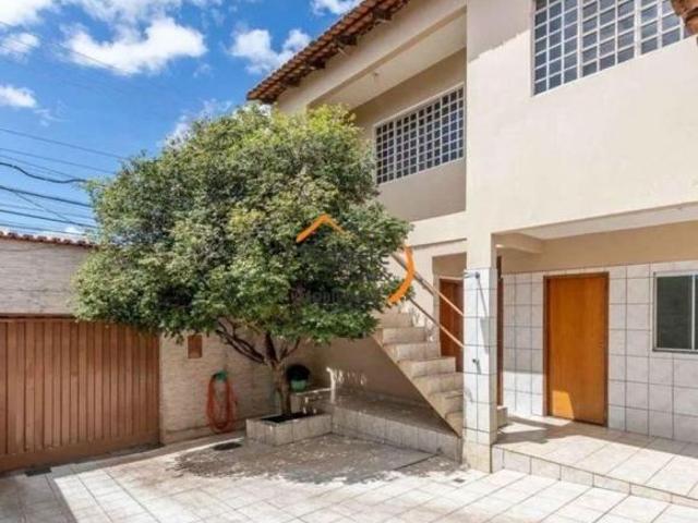 Casa venda em Região Geográfica Imediata do Distrito Federal, Região Integrada de Desenvolvimento do Distrito Federal e Entorno